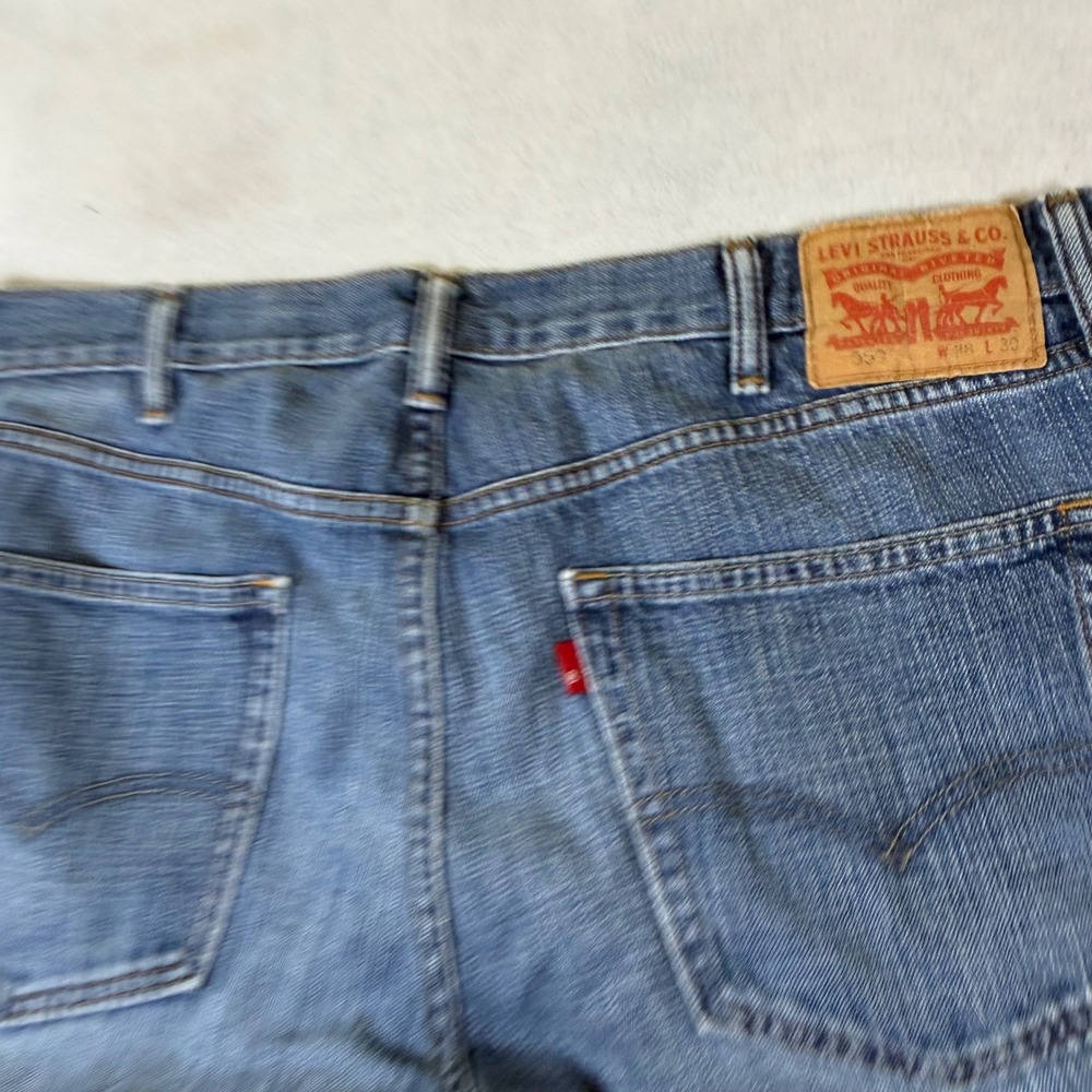 Levis 559 Relaxed Straight Jeans Mens 38x30 Medium Wash Blue Denim 559-0210